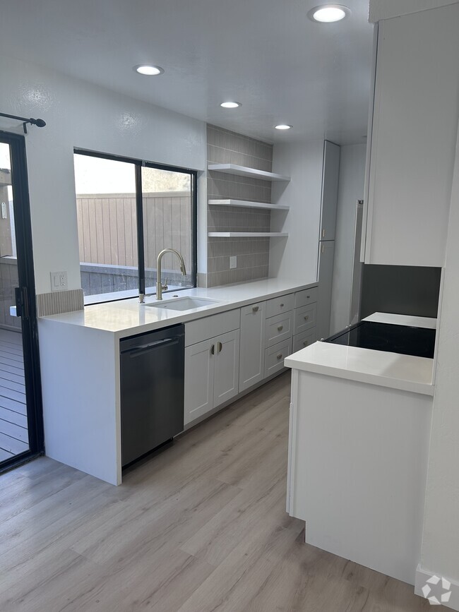 Building Photo - 2742 Ariane Dr Rental