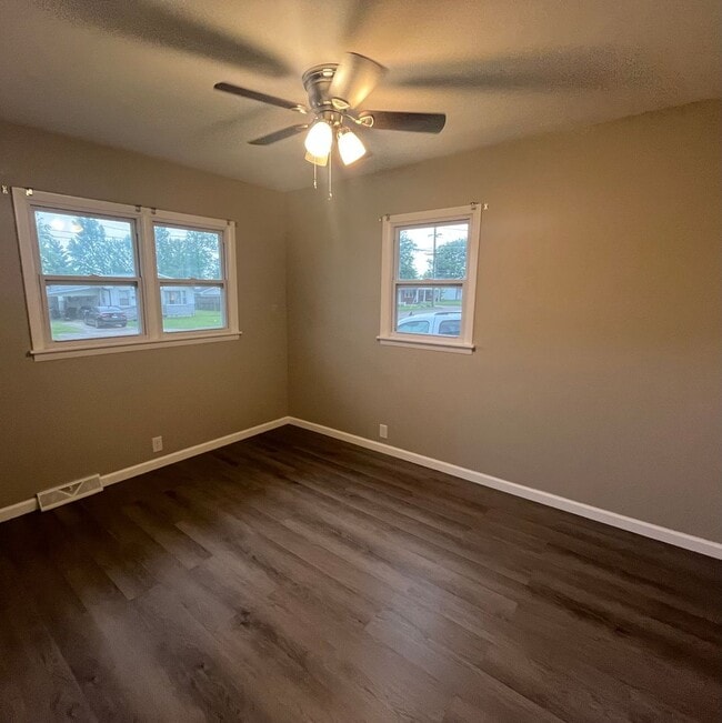 Photo - Two Bedroom House in Jerseyville