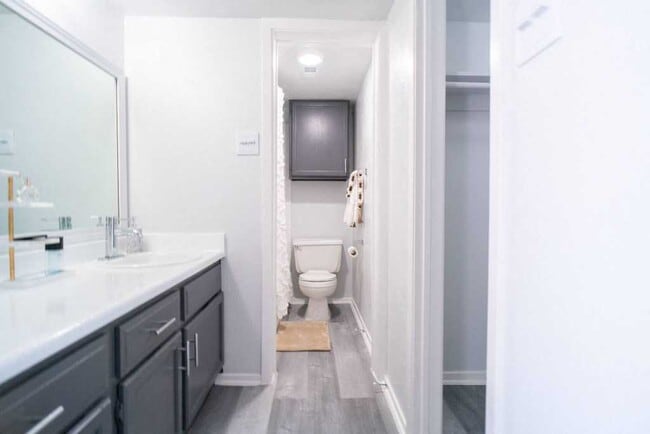 Photo - 11700 Metric Blvd Unidad 1303