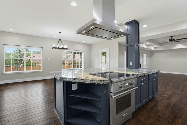 Photo - 17006 Silverwood Dr