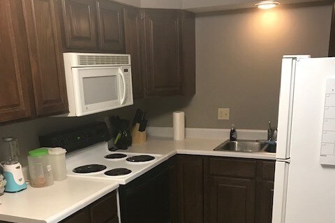 584 12th St SE Unit 12th street SE  #1