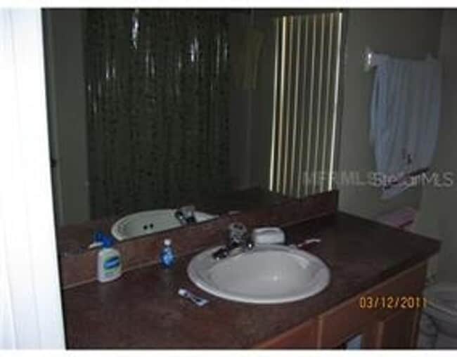 Photo - 136 Grantham Dr