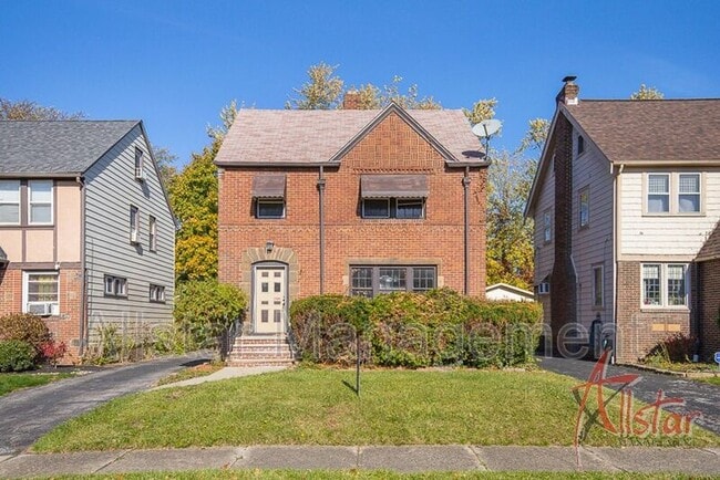 Building Photo - 3575 Grosvenor Rd Rental