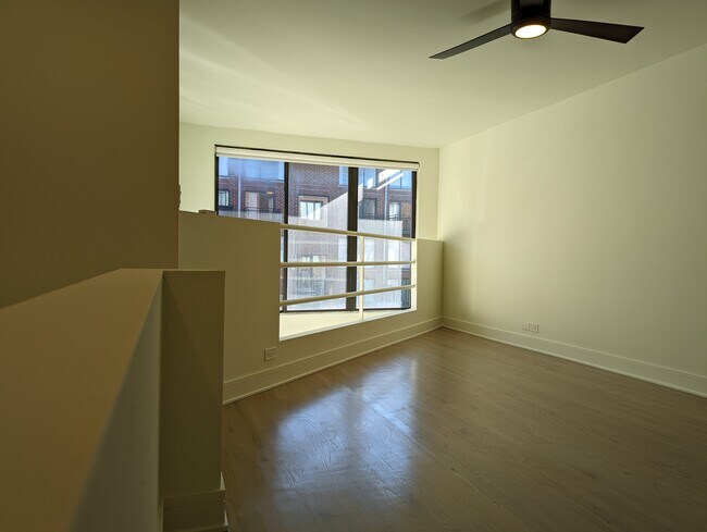 Photo - 939 W Grace St
