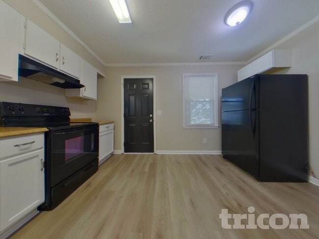 325 Cinda Leigh Dr