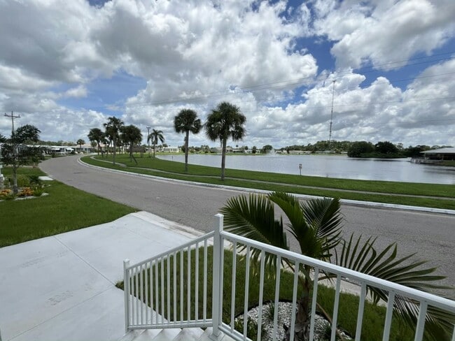 Photo - 736 Pirates Rest Rd