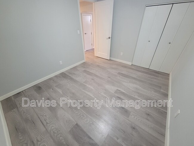 Photo - 8510-8152 152 St NW