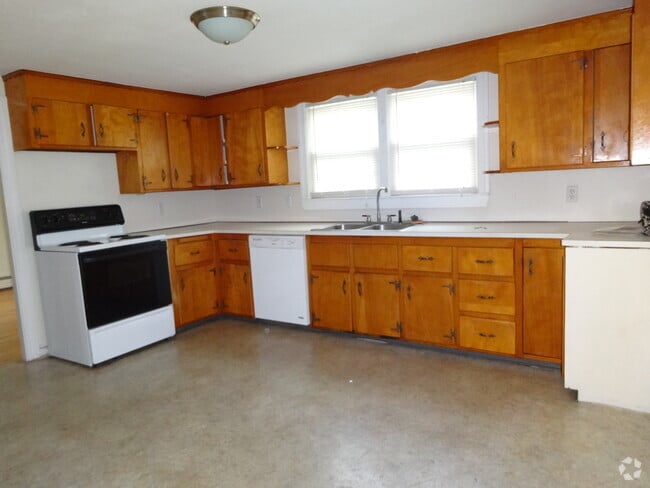 Building Photo - 627 Plantation St Unit 1 Rental
