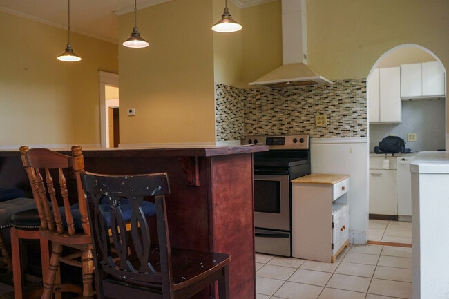 Photo - 15 Montvale Rd Unit 2
