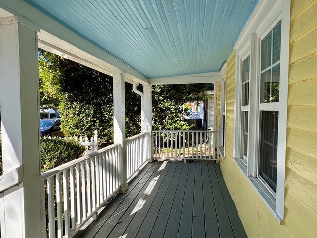 Photo - Short Term available! Adorable renovated cottage! Walk or bike to campus, anywhere downtown.