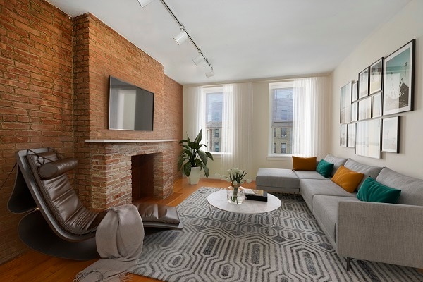 Photo - 117 Washington St Unit 6