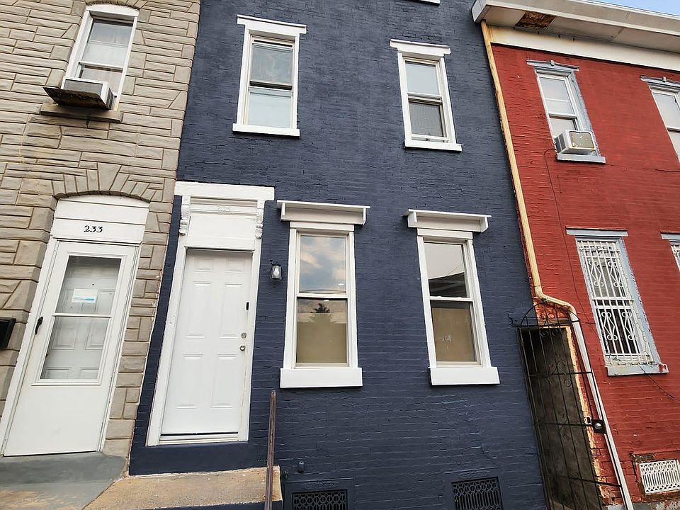 Photo - 235 Pearl St