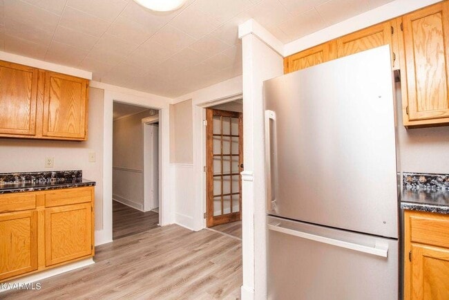 Photo - 703 W 2nd Ave