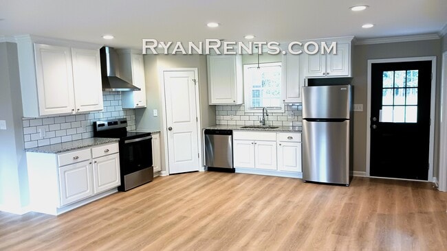 104 Laurel Spring Dr
