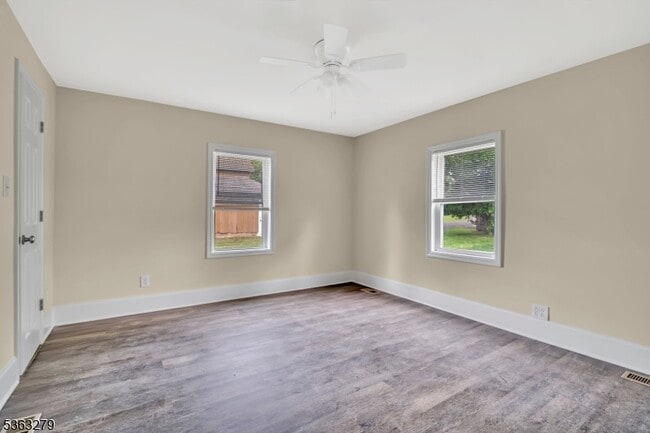 Photo - 1712 Linvale Harbourton Rd House