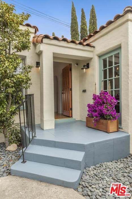 Photo - 464 S Sherbourne Dr