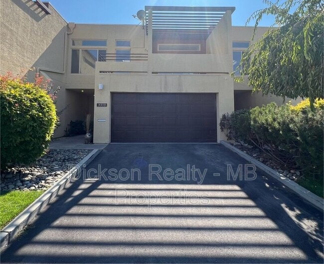 Photo - 3333 Skyline Blvd Townhome