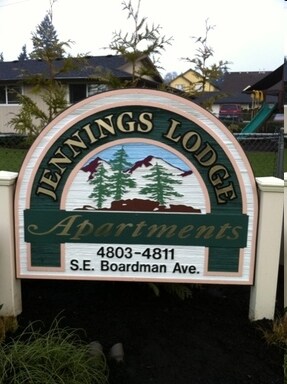 Photo - Jennings Lodge Apartments