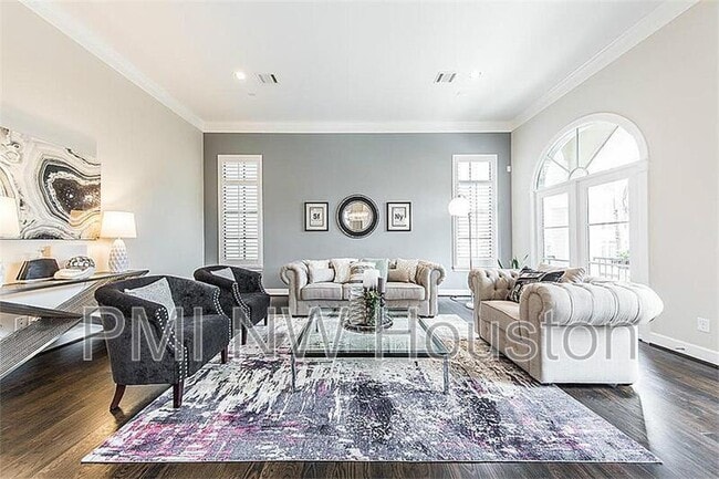 Building Photo - 5309 Blossom St