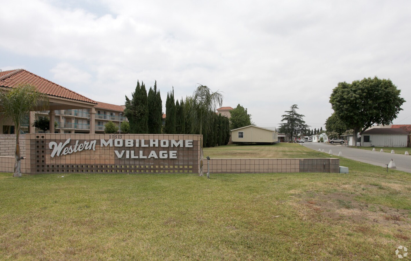 Photo - Western Mobile Home Village