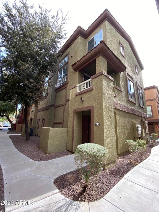 Photo - 1920 E Bell Rd Townhome