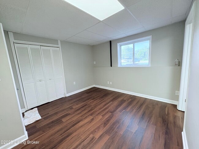 Building Photo - 9605 Glenawyn Cir Unit 6