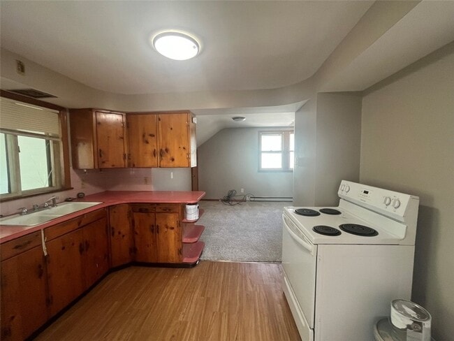 Photo - 32 Downs Ave