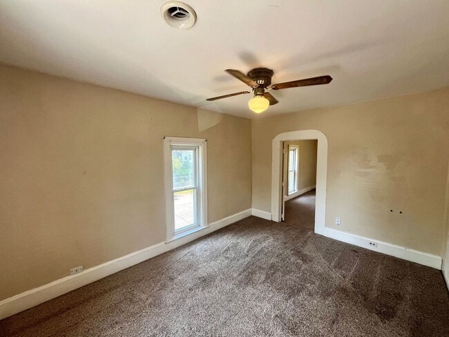 Photo - 516 Callon St Unit Upper