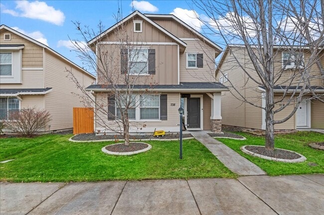 Building Photo - 3 Bedroom 2 Bathroom Home in Meridian