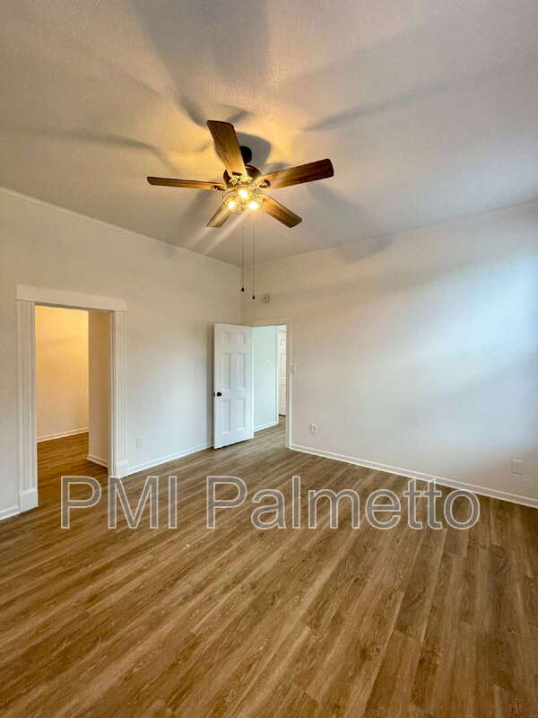 Photo - 105 W High St Unit 2