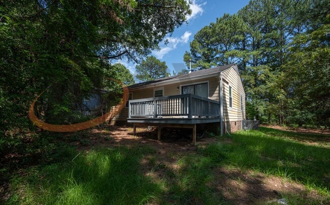 Photo - 305 N Hardee St