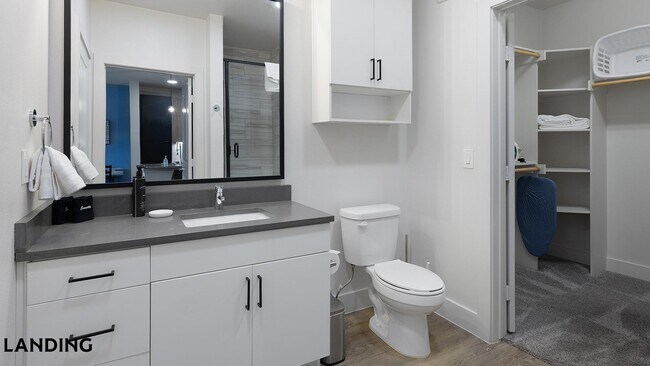 502 E College St Unit 311