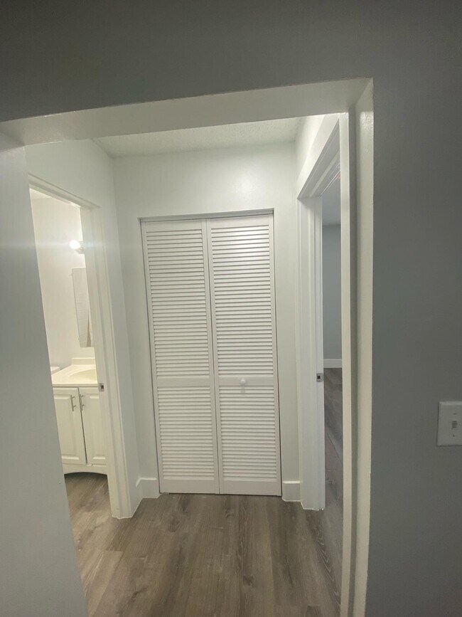 La Siesta Apartments I LLC