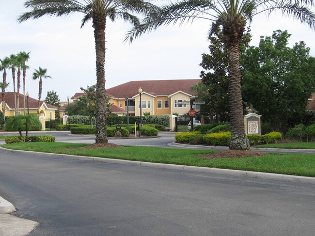 Photo - 12025 Villanova Dr Unit 10