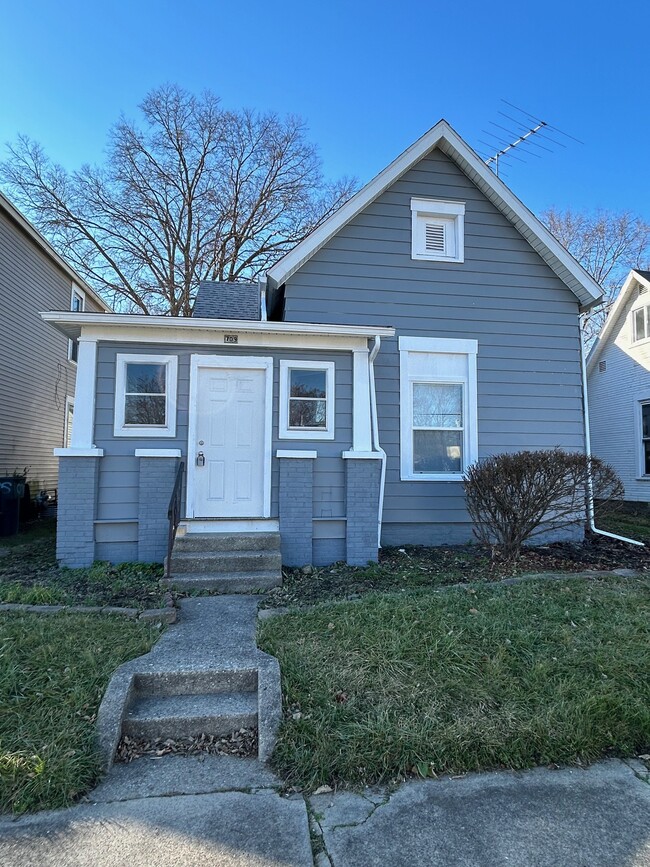 Photo - 709 N Jefferson St House