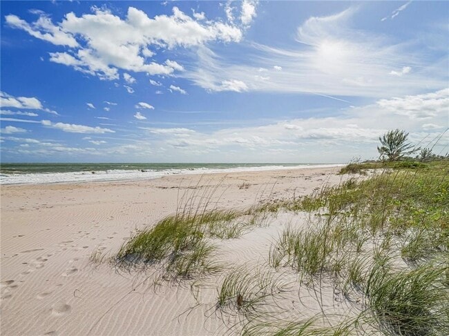 Photo - 1330 Shorewinds Ln