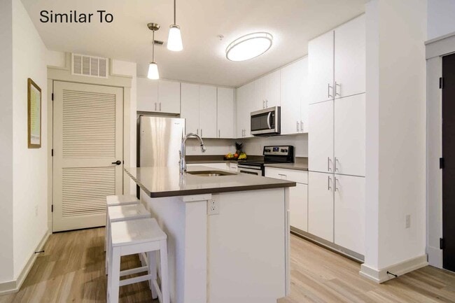 Photo - 2 Bd 2 Ba Apartment-Available 12/17 Unidad 301 Beech 501-S3