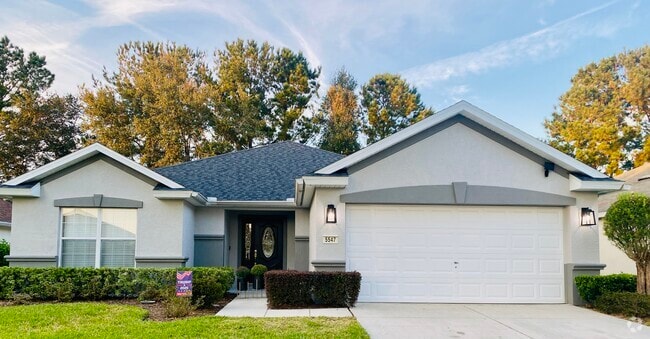 Building Photo - 5547 SW 39th St Rental