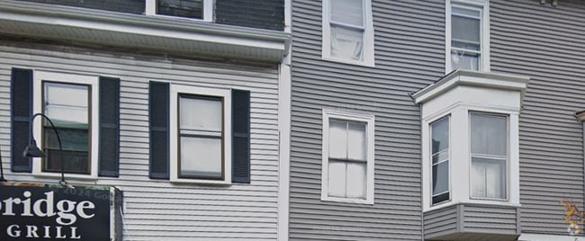 Building Photo - 94 River St Unit 2 Rental