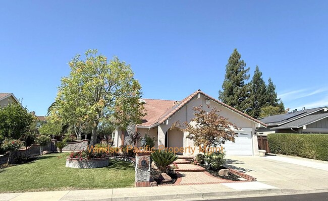 Building Photo - Highly upgraded ! Two Story Home With Prim...