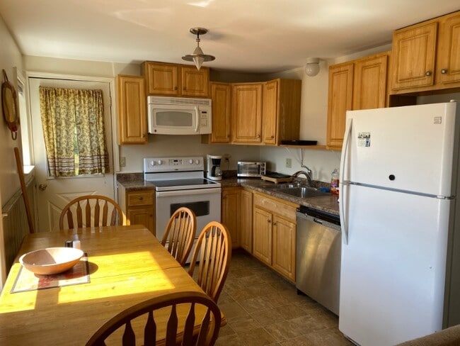 Photo - 5 Franklin Ave Unit A