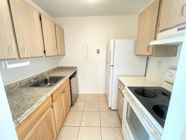 Photo - 1101 Benoist Farms Rd Townhome