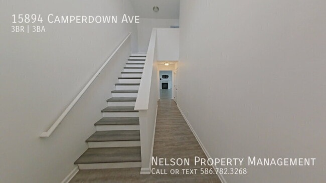 Photo - 15894 Camperdown Ave