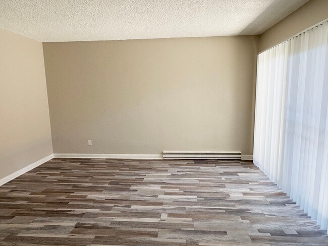 2 BR, 2 BA - Living Room - 4th St Apartments