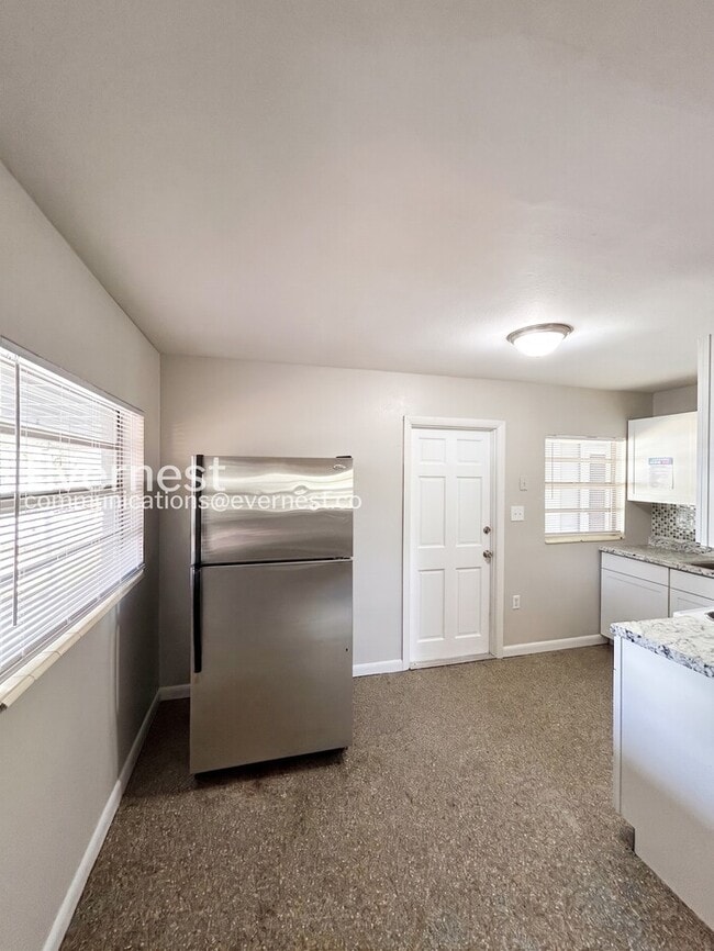 Photo - 4207 E Sandalwood Cir S