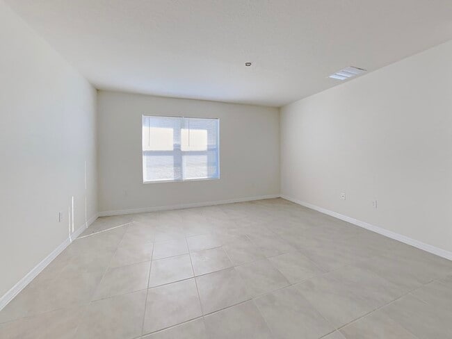 Photo - 9678 Black Walnut Dr