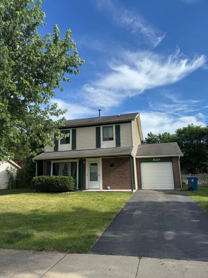 Photo - 3120 Winchester Ct E House