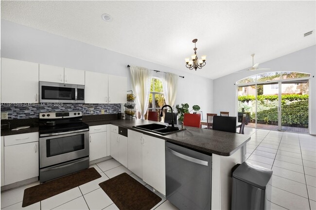 Photo - 7673 NW 19th St