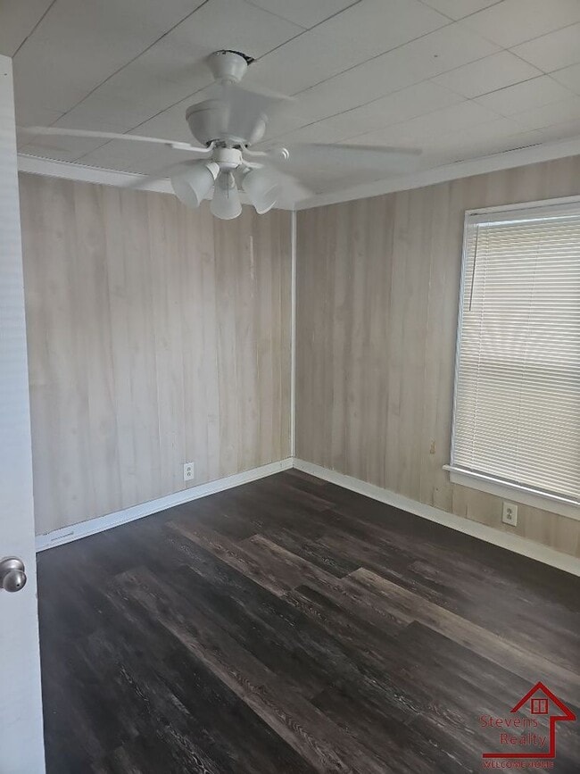 Photo - 1002 33rd Ave N