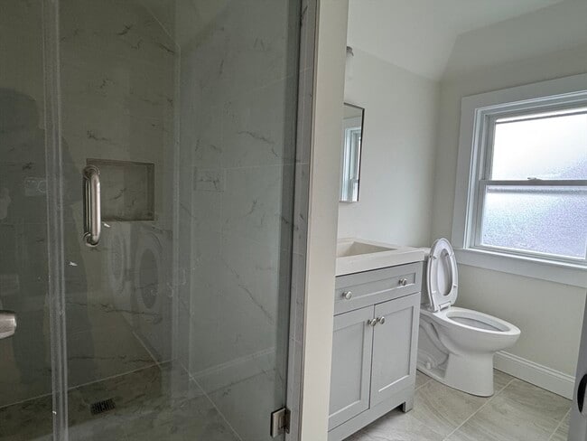 Photo - 39 Newbury Ave Unit 3